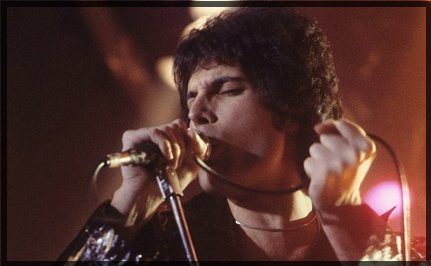Freddie Mercury singing